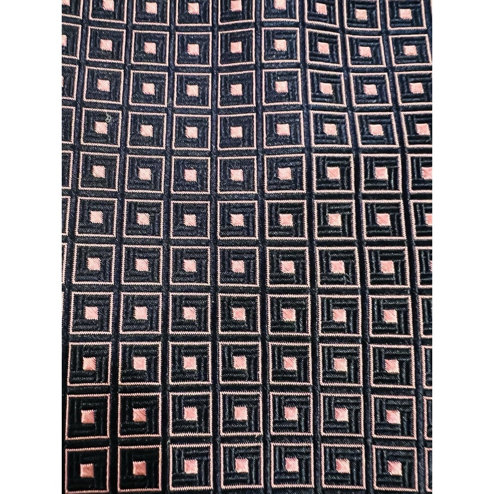 Brooks Brothers 346 Men's Tie Navy Blue & Pink Geometric Pure Silk Tie - Picture 4 of 5